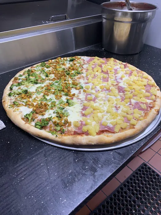 Noel's Pizza 1 Picture 8