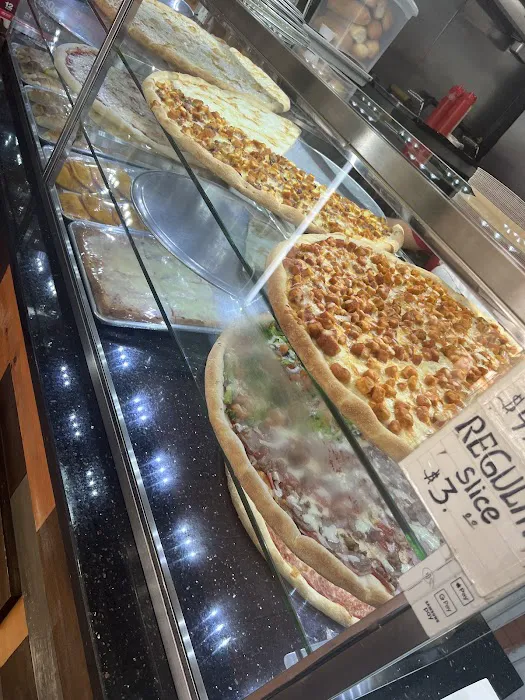 Noel's Pizza 1 Picture 6