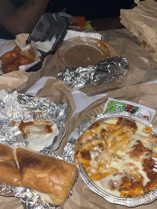 Gio's Pizza and Restaurant Picture 6