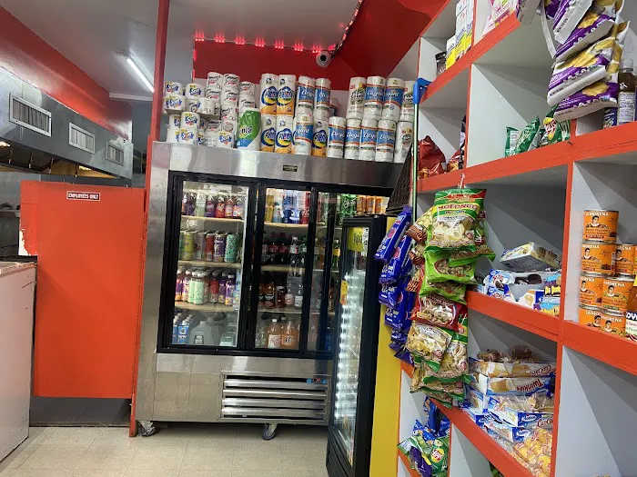 2M Deli Picture 10