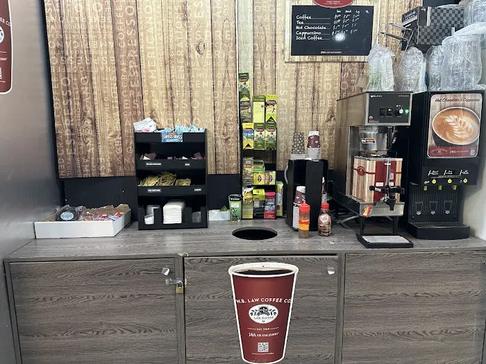 BronxDeli & Mini Market Picture 1