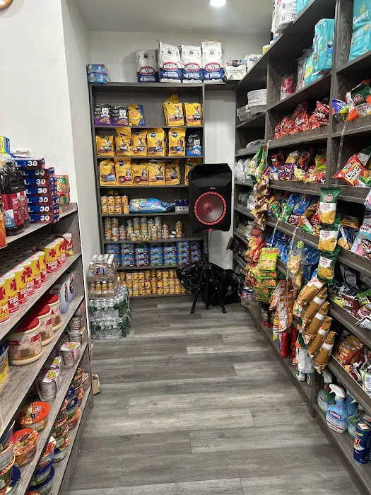 BronxDeli & Mini Market Picture 4