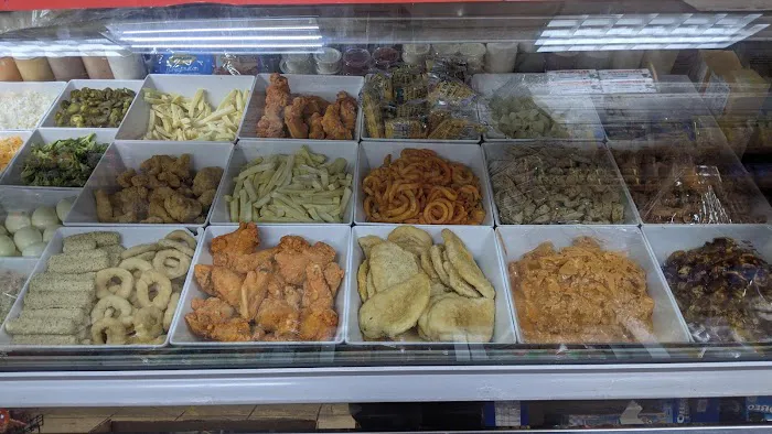 Reems Gourment Deli Picture 1