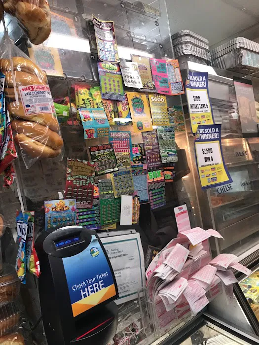 Angelo's Deli Picture 1
