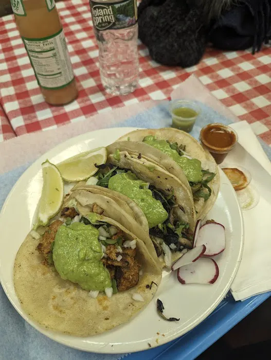 Taqueria Huarache & Restaurante Mexicano Picture 7
