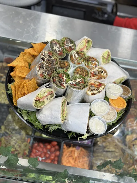 Jerome Deli Delicious Picture 10