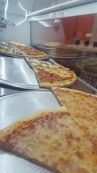Mike's Pizza & Pasta Picture 8