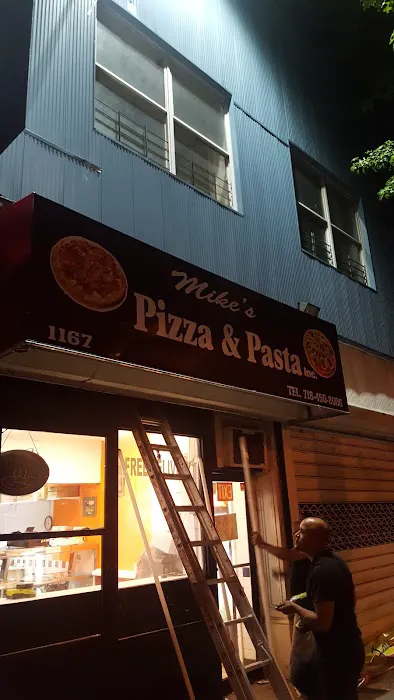 Mike's Pizza & Pasta Picture 4