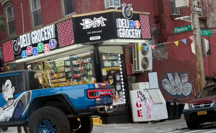 O&Y Deli Grocery & Meat Market Picture 1