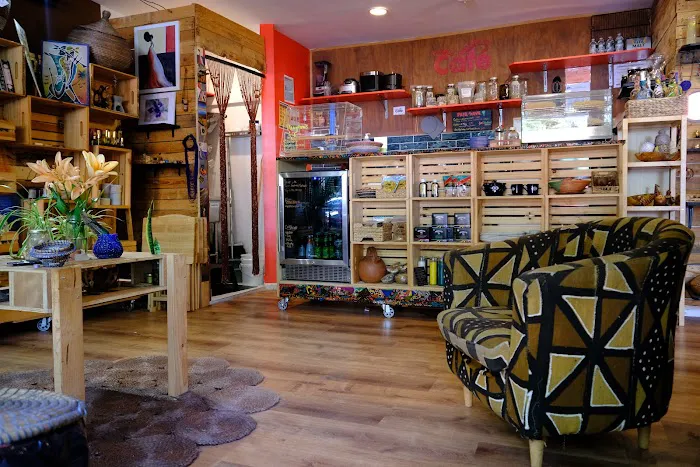 Make Manifest Cafe Picture 2