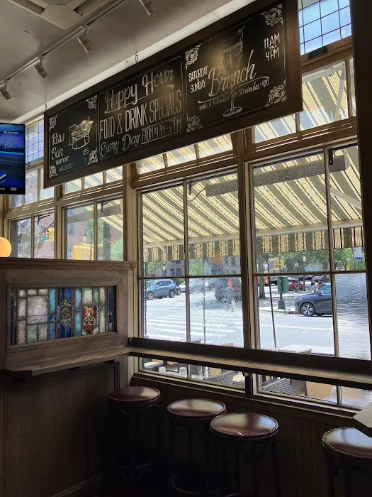 Putnam's Pub & Cooker Picture 8