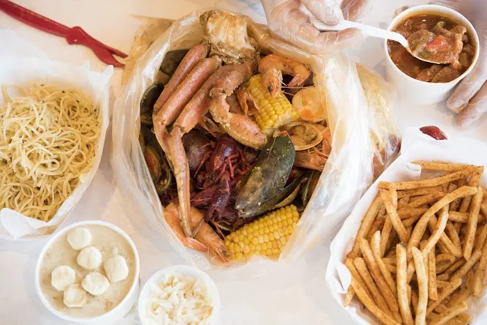 Cap't Loui Brooklyn - Cajun Seafood Boil Picture 8