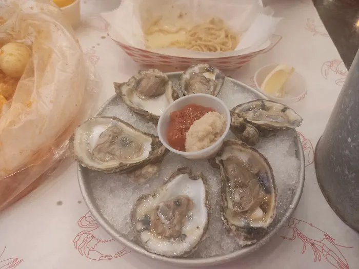 Cap't Loui Brooklyn - Cajun Seafood Boil Picture 1