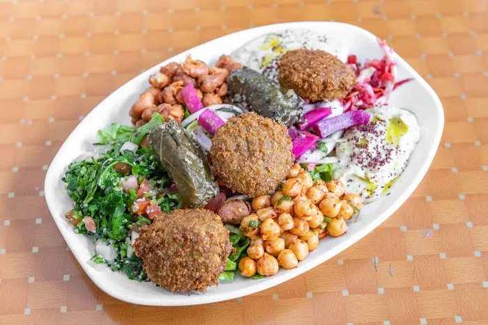 Damas Falafel House Picture 2