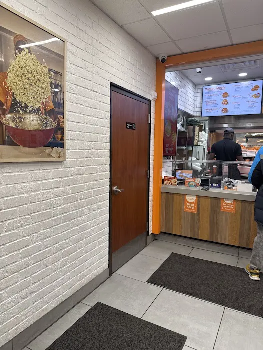 Popeyes Louisiana Kitchen Picture 1
