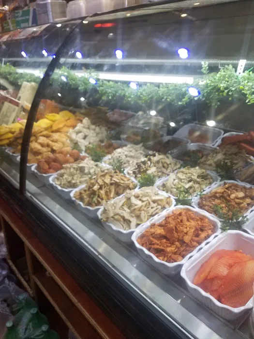 Fort Greene Deli Picture 2