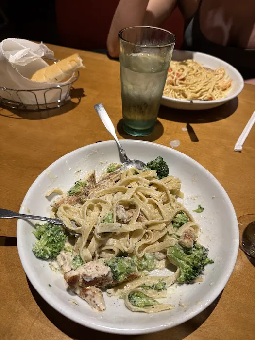 Olive Garden Italian Restaurant Picture 3