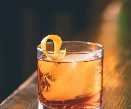 LUXE BISTRO & BAR