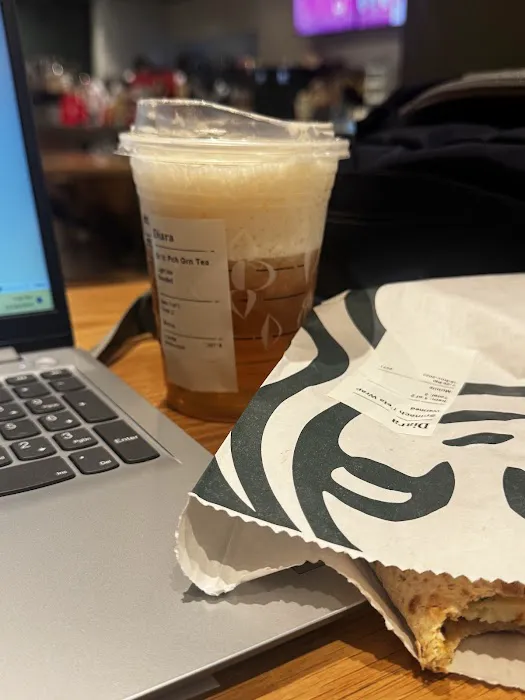 Starbucks Picture 8