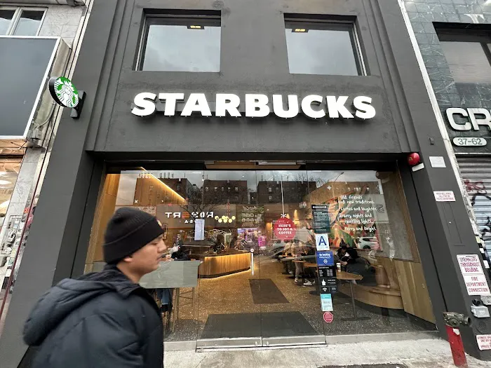 Starbucks Picture 10