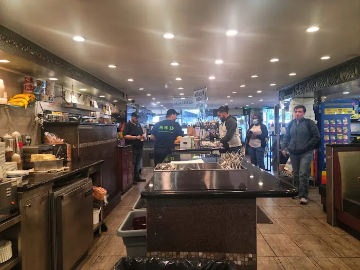 Silver Spoon Diner Picture 9