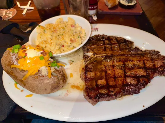 LongHorn Steakhouse Picture 3