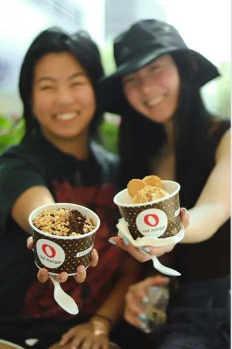 RED MANGO Picture 8