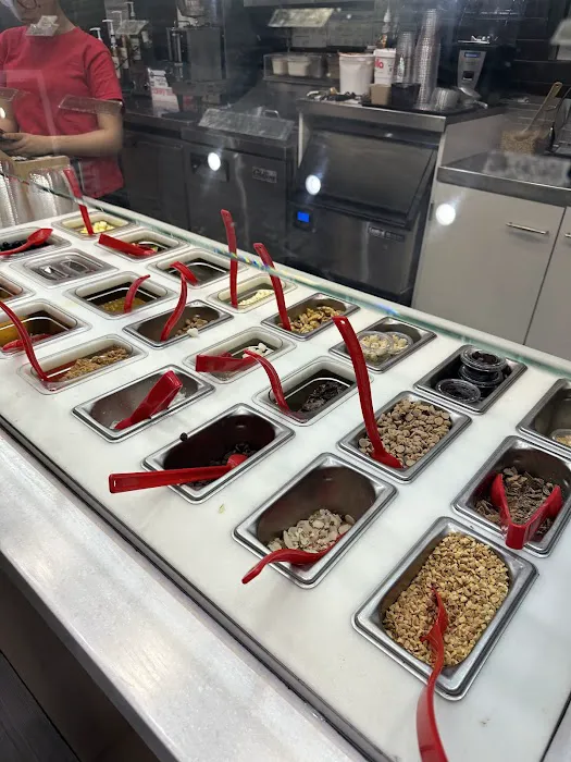 RED MANGO Picture 4