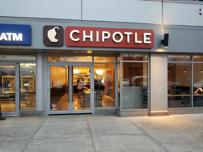 Chipotle Mexican Grill Picture 5