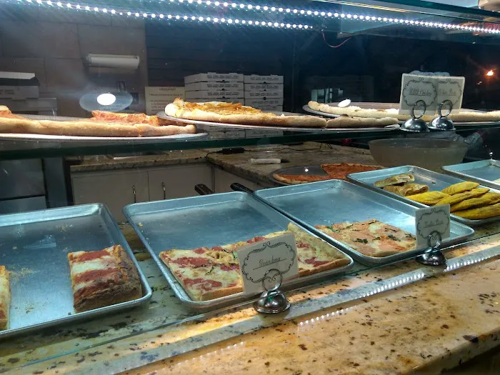 Fontana Pizzeria Picture 2