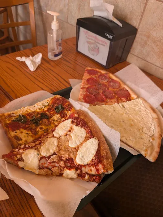 Fontana Pizzeria Picture 6