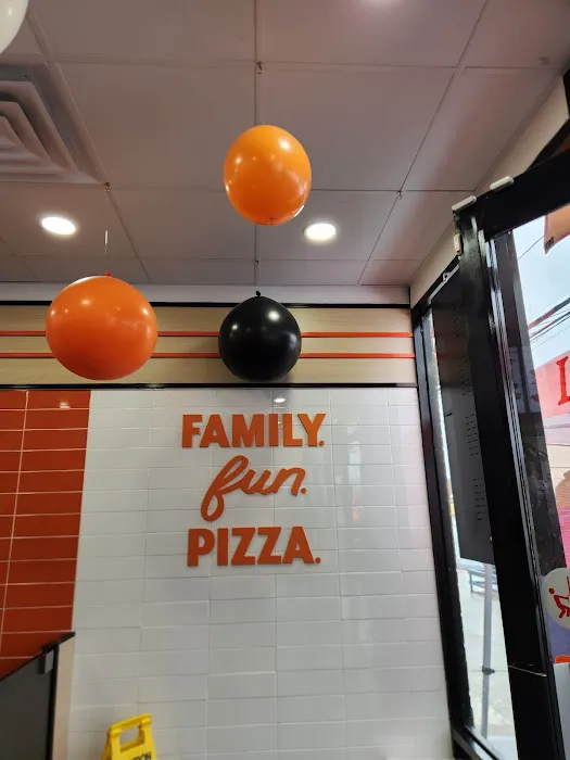 Little Caesars Pizza Picture 1