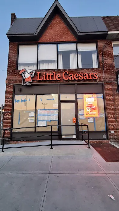 Little Caesars Pizza Picture 2