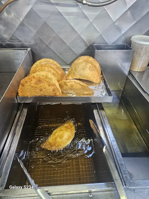 Las Exquisitas Empanadas Picture 5