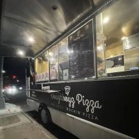 Doughboyz Pizza Truck ico