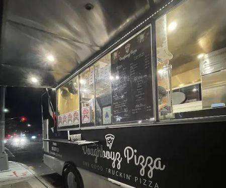 Doughboyz Pizza Truck