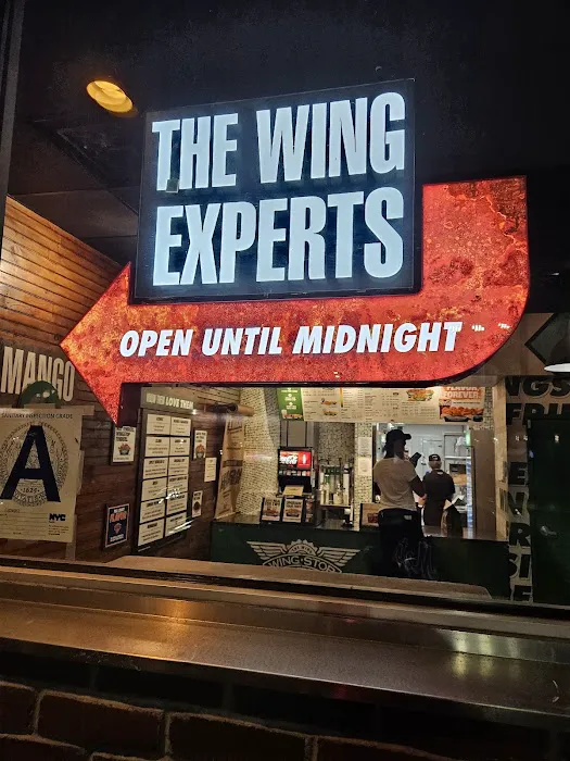 Wingstop Picture 4
