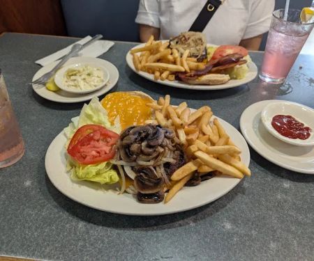 Metro Diner