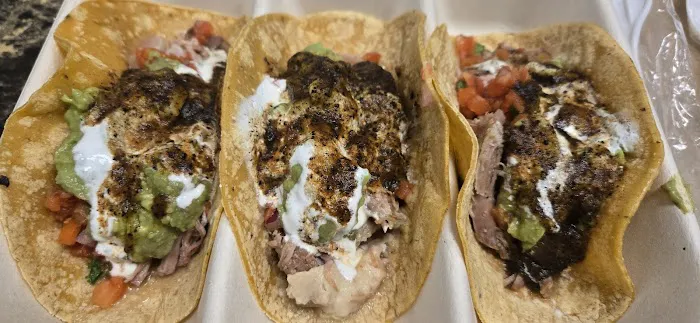 Burrito Blvd Middle Village Picture 3