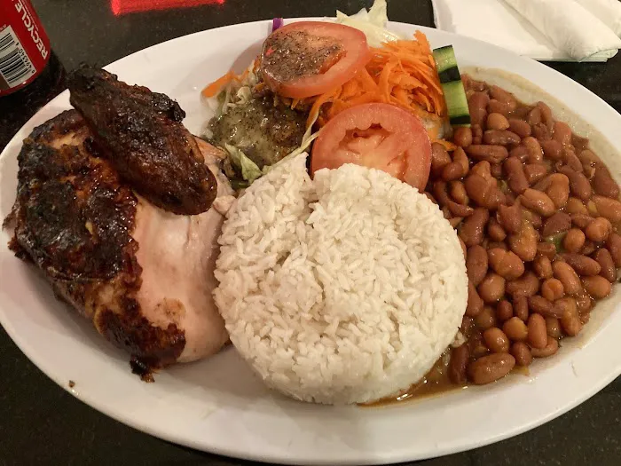 Rico's Chicken Picture 3