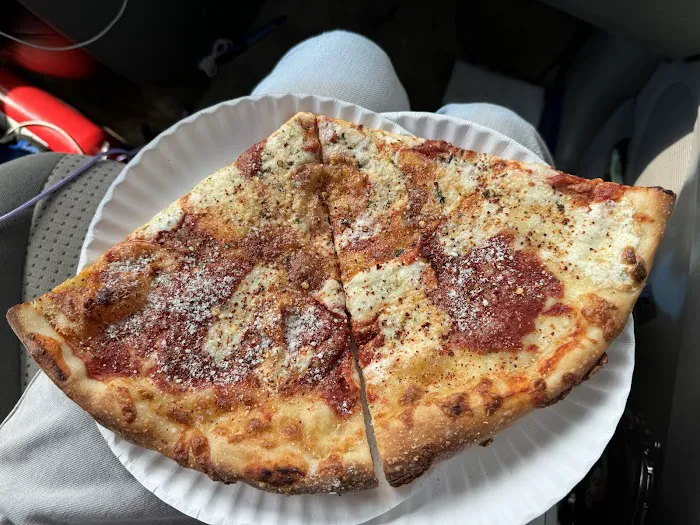 Gino's of Middle Village Pizza Picture 6