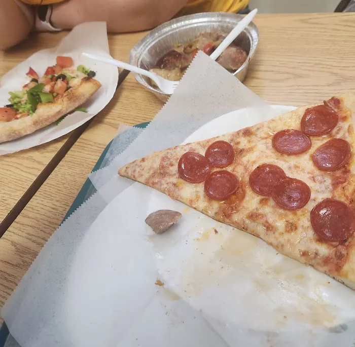 Angelo's Pizza y Mas Picture 3