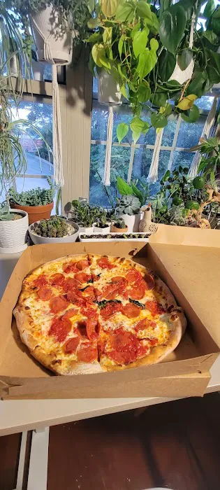 Tauro Wood Fired Pizza Picture 3