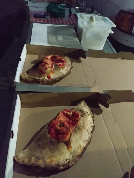 Tauro Wood Fired Pizza Picture 8