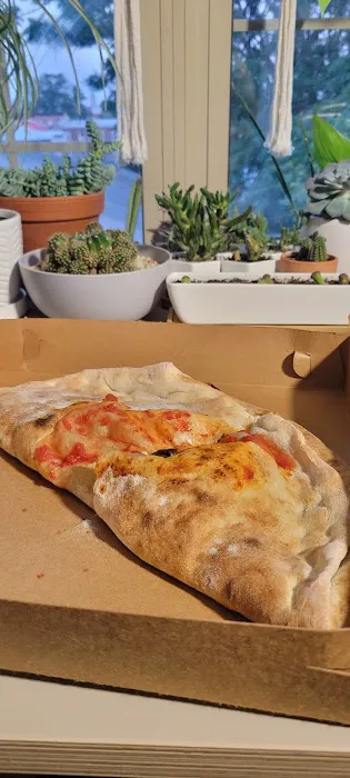 Tauro Wood Fired Pizza Picture 1