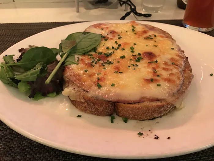 Taste of Bisoux Picture 3