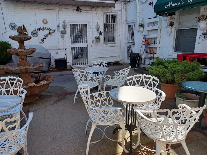 Our Backyard Cafe Picture 4
