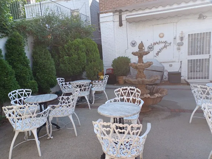 Our Backyard Cafe Picture 5