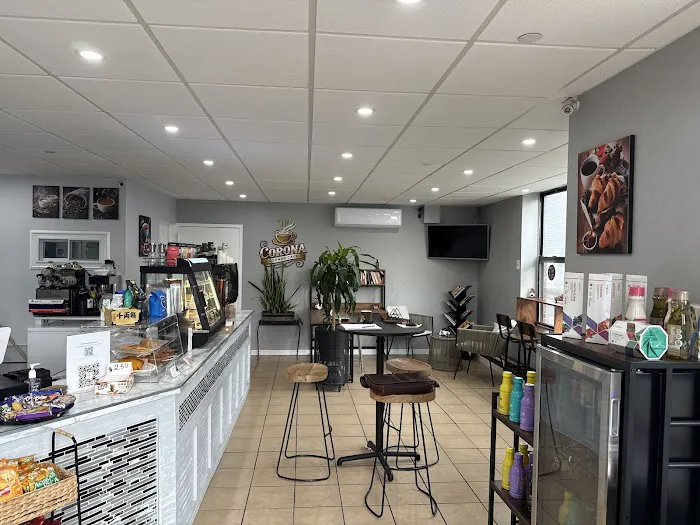 Corona Corner Cafe Picture 5