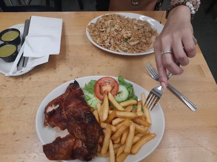 El Pollo Peruano Picture 5